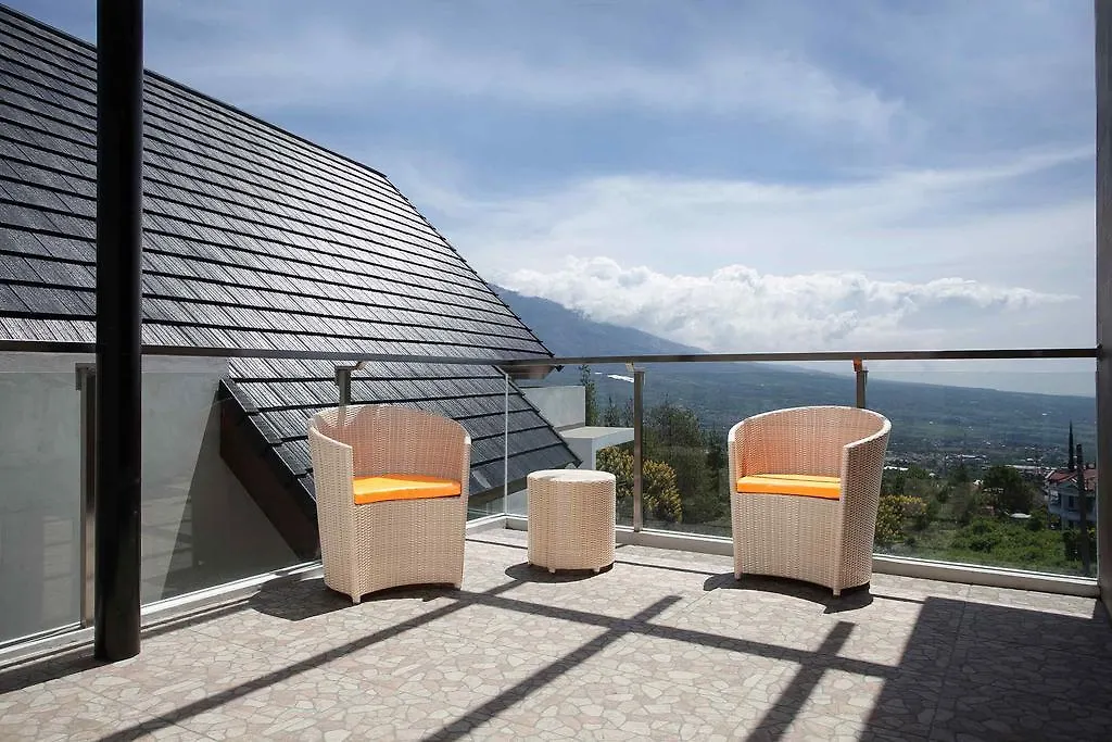 Azcarya Villa-1